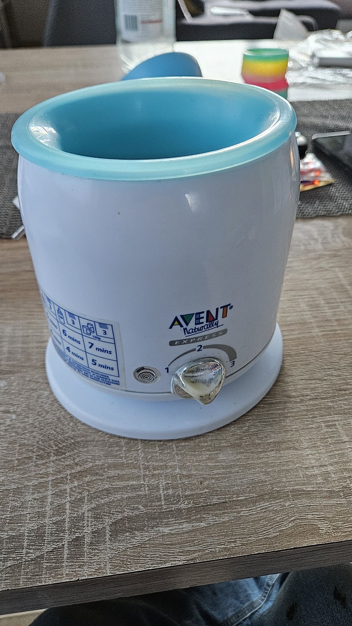 Podgrzewacz butelek avent naturally