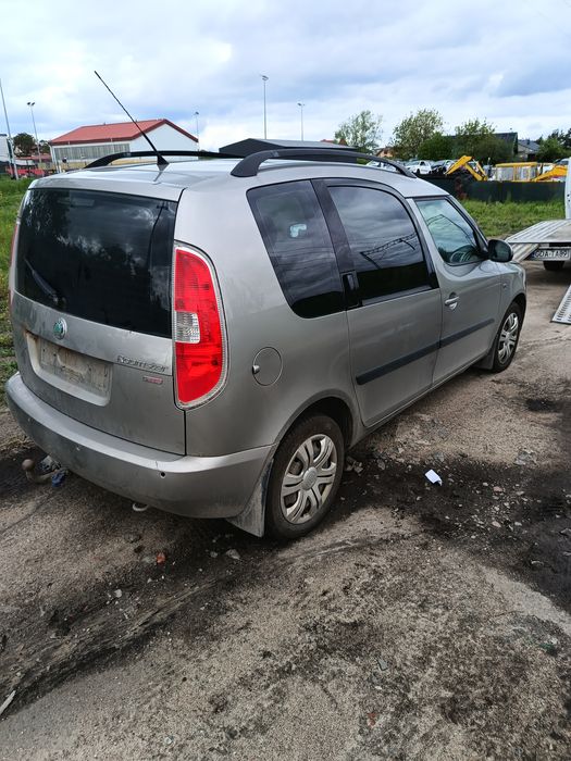 Skoda roomster na części 9202