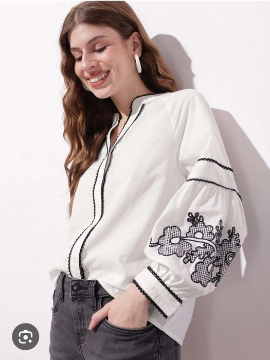 Белая рубашка вышиванка оверсайз Merser&Medison