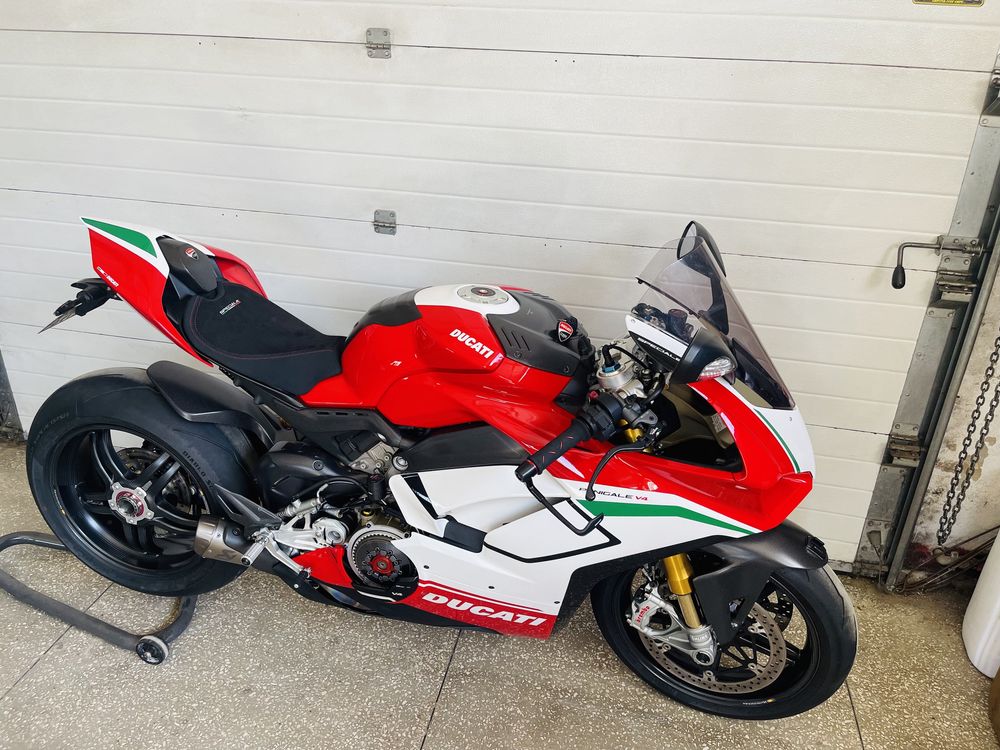 ducati panigale v4 Speciale carbon evo pro