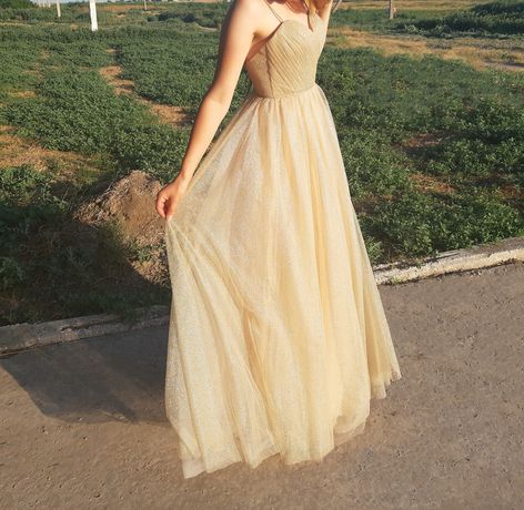 Нежное выпускное платье / вечернее платье / золотое платье S-M