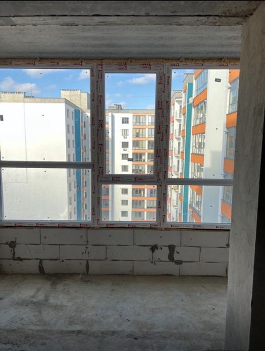 Продам 1 км квартира Жк Мрія 50 кв м Власник