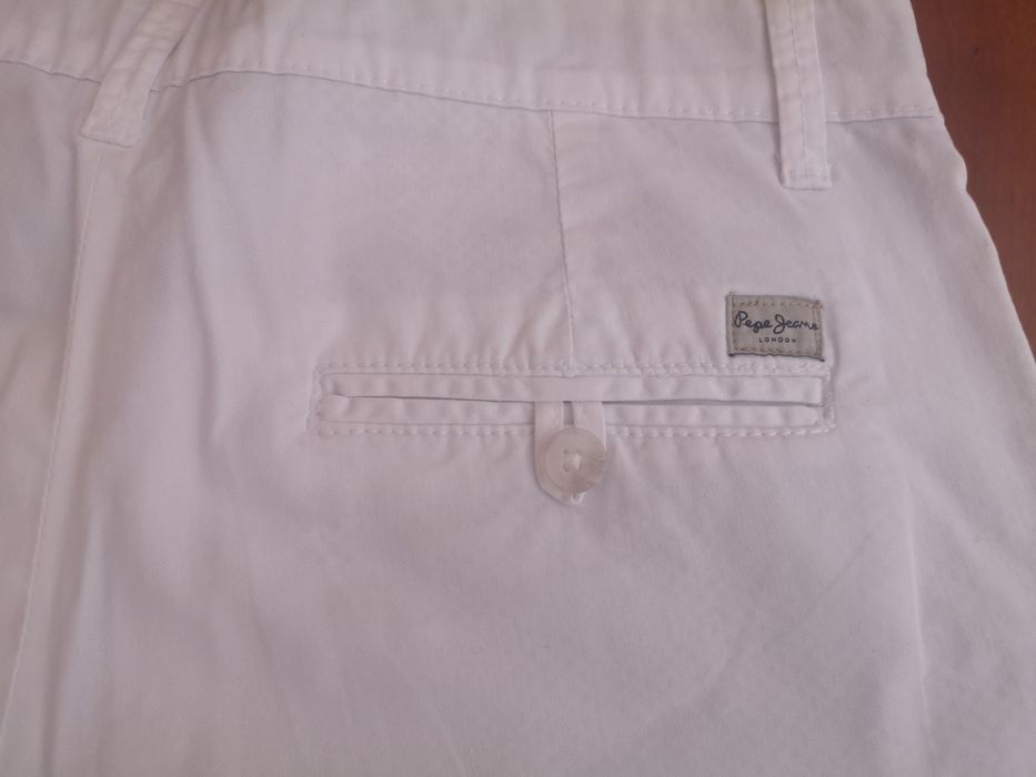 Calcoes/Bermuda de homem da "Pepe Jeans"