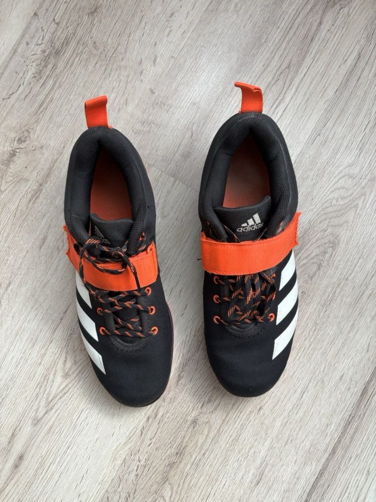 Взуття для тренажерного залу Adidas Powerlift 4 чорний 2021