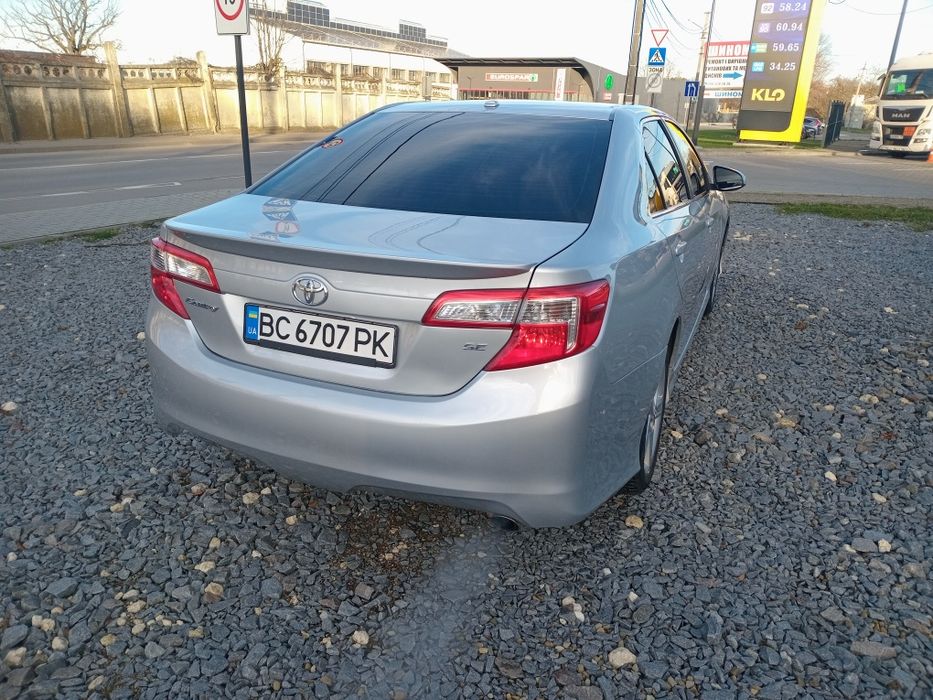 Продам ТОЙОТУ Кемрі SE