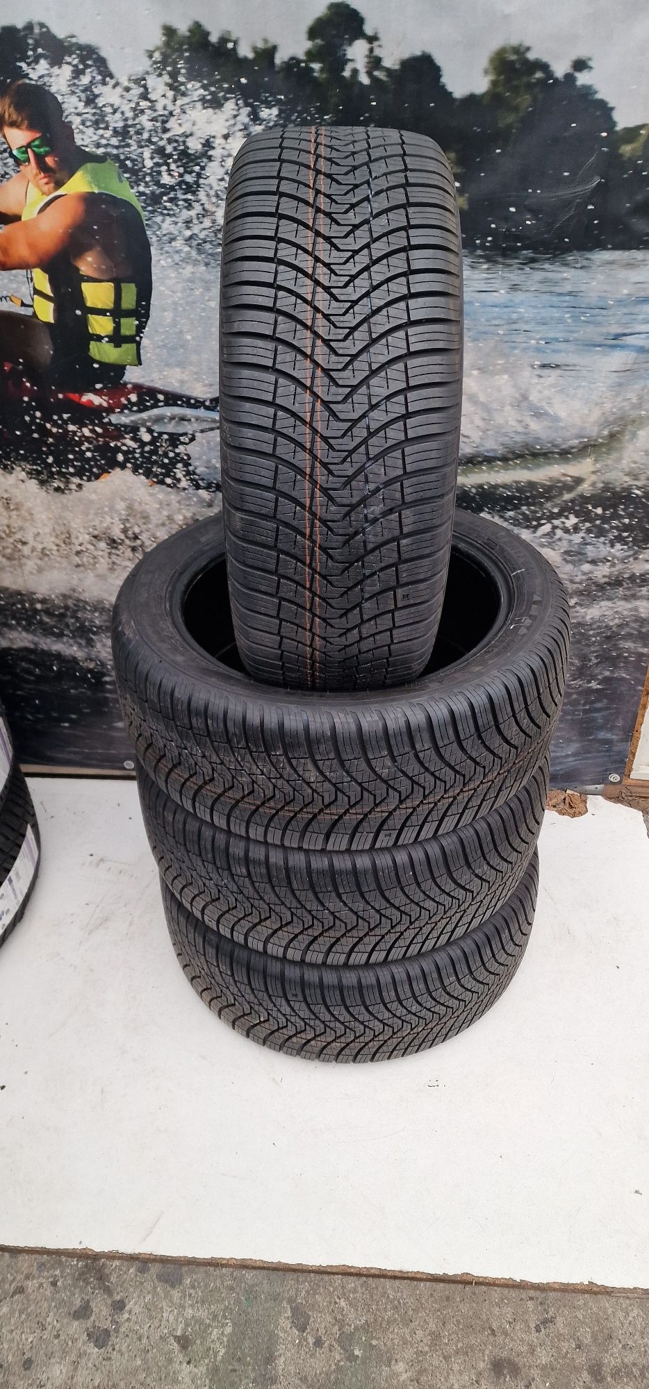 S23 4x 225/45R17 Kumho 4s HA32+ 4season 94W XL  wielosezonowe demo