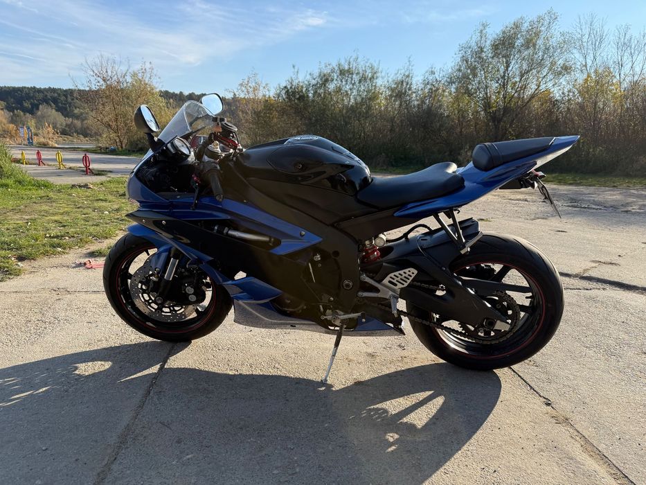 Yamaha Yzf-R6 Rj-11 nie cbr rr r1 gsxr