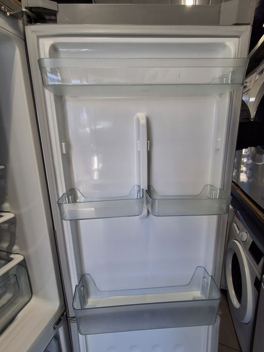 Холодильник Samsung modelRL34SCPS