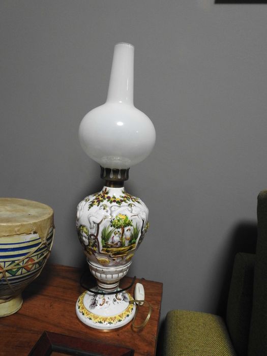 Candeeiro de mesa antigo