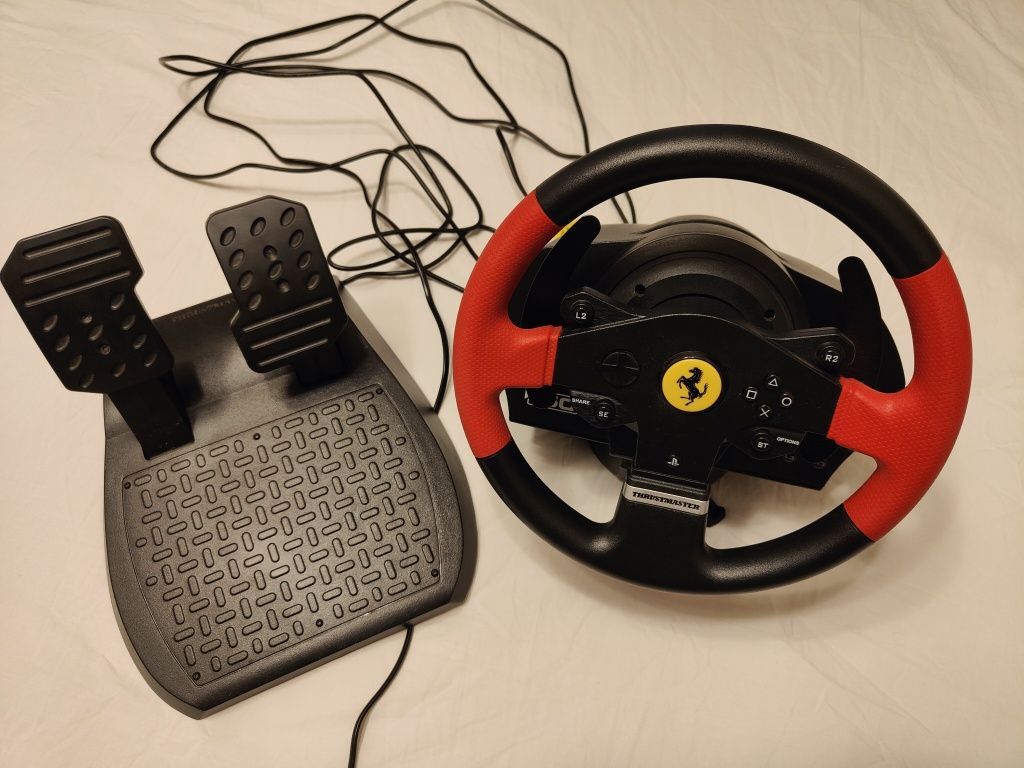 Volante Thrustmaster T150 Ferrari