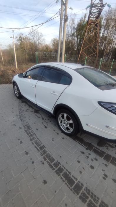 Renault fluence Z.E 2013р