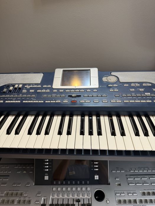 Korg pa 800, twardy futerał, instrukcja, style, klawisze, keyboard