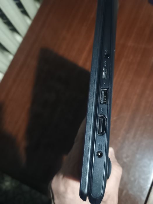 ноутбук asus e410ma,4gb озу.celeron 4020.