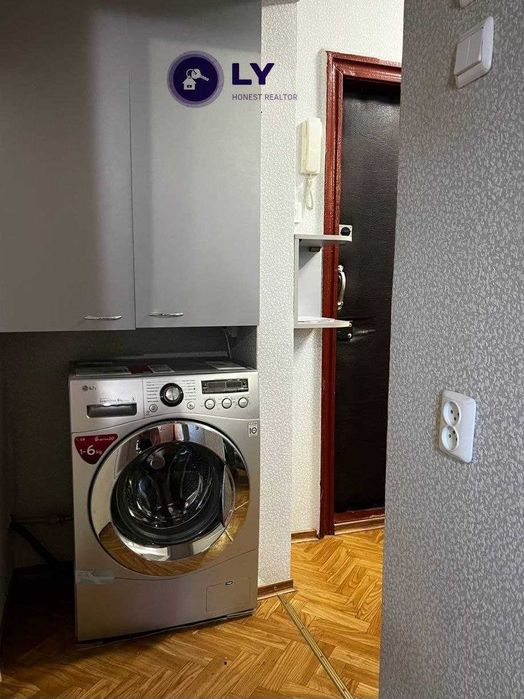 Продам 2кімнатну квартиру на Янтарній