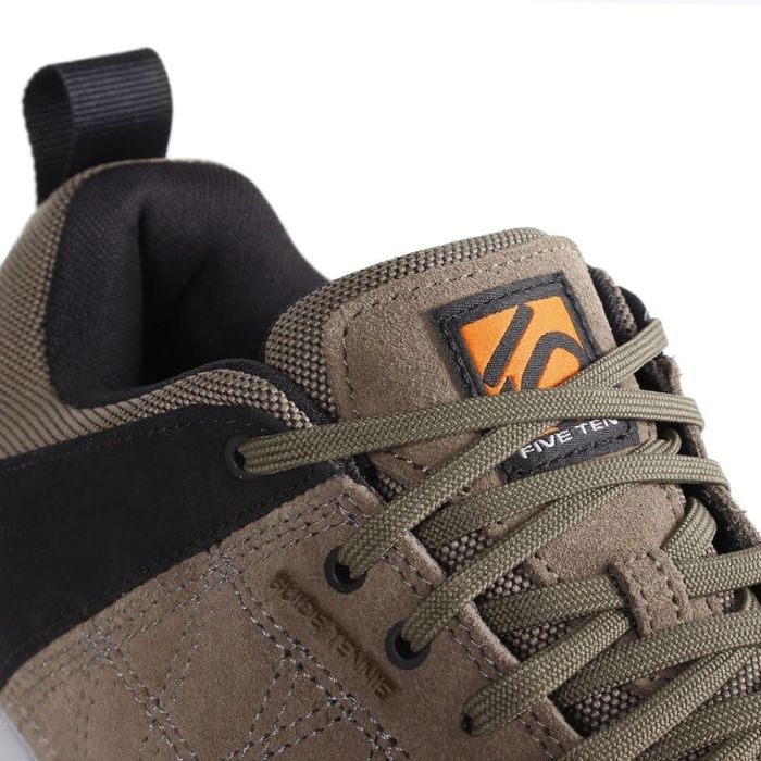 Kicksy buty wspinaczkowe Adidas Five Ten  Guide Tennie EUR 43 1/3