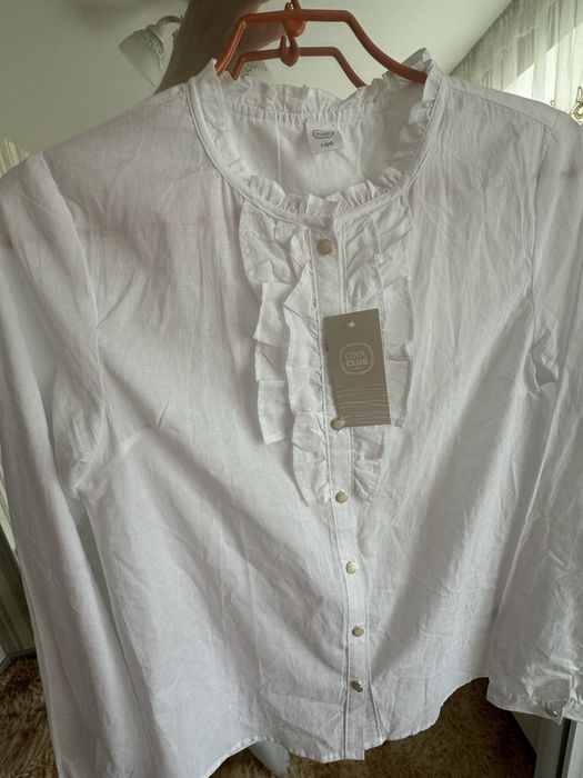 Стильна нова сорочка