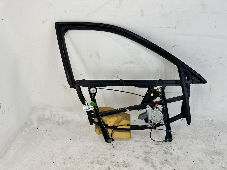 Audi A4 B5 mechanizm podnoszenia szyby prawy przód przedni