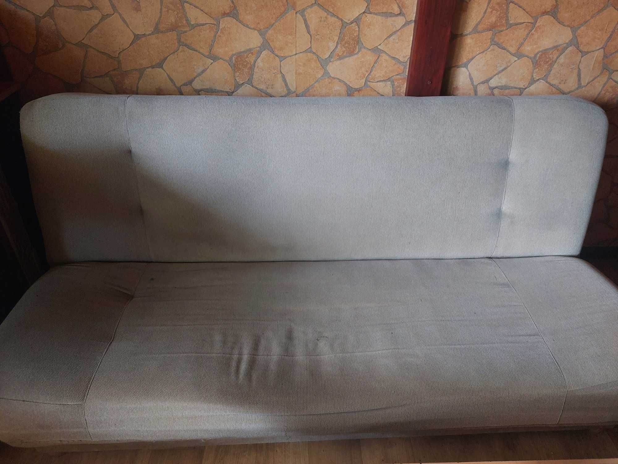 sofa  2,0 ×  1,5