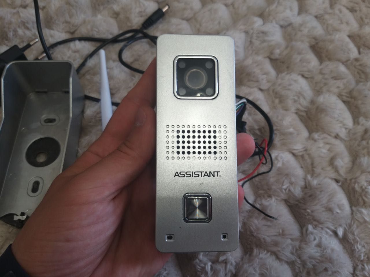 WiFi відеодомофон Assistant AVP-500 IP 1047