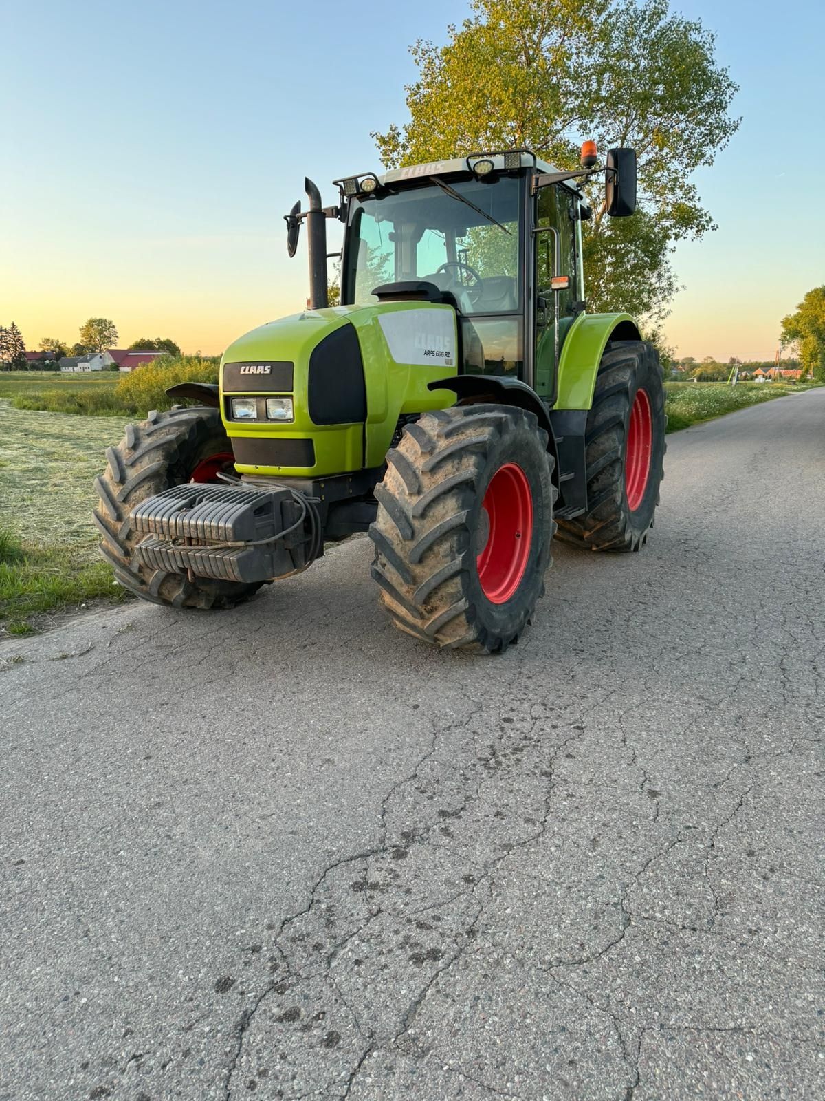 Ciągnik Claas Arez 696Rz,renault ares