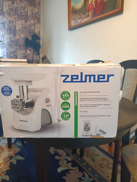 Maszynka do mielenia Zelmer 2200W