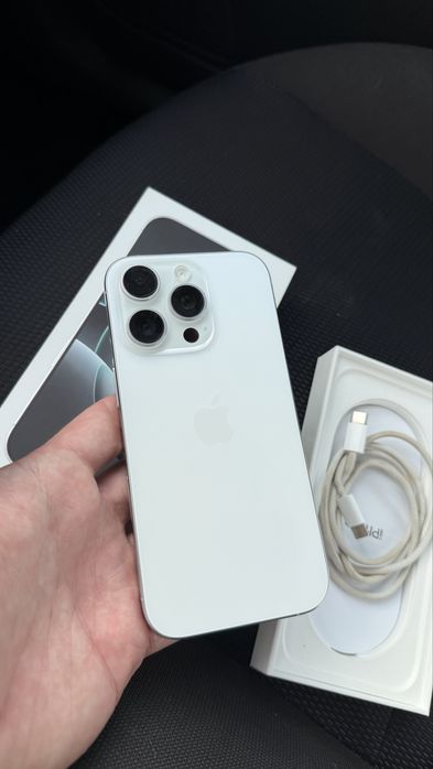 iPhone 16 Pro c/garantia