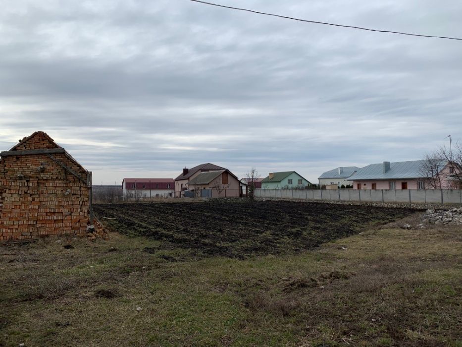 Терміново продається присадибна ділянка 14 сот в Підволочиську