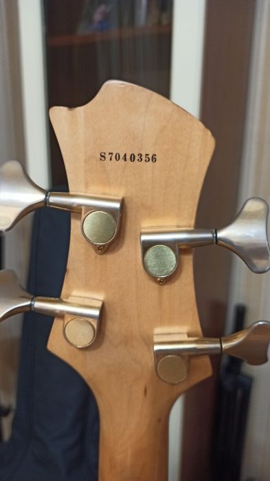 Бас гитара Aria pro ll rhino.(Korea).