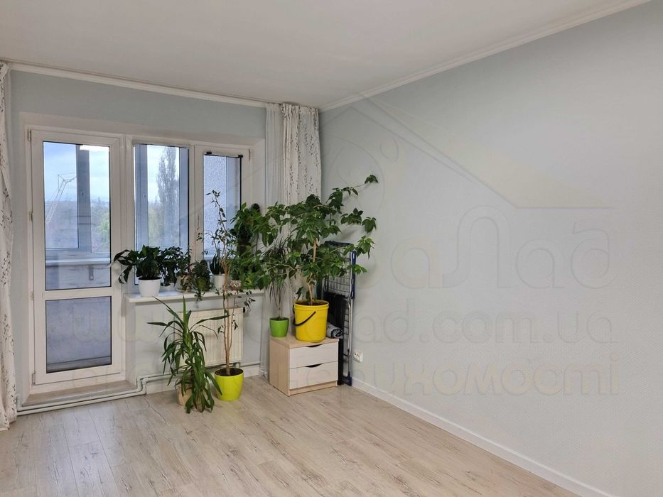3 кімнатна квартира 71м2 з ремонтом сучасний будинок вул. Еськова