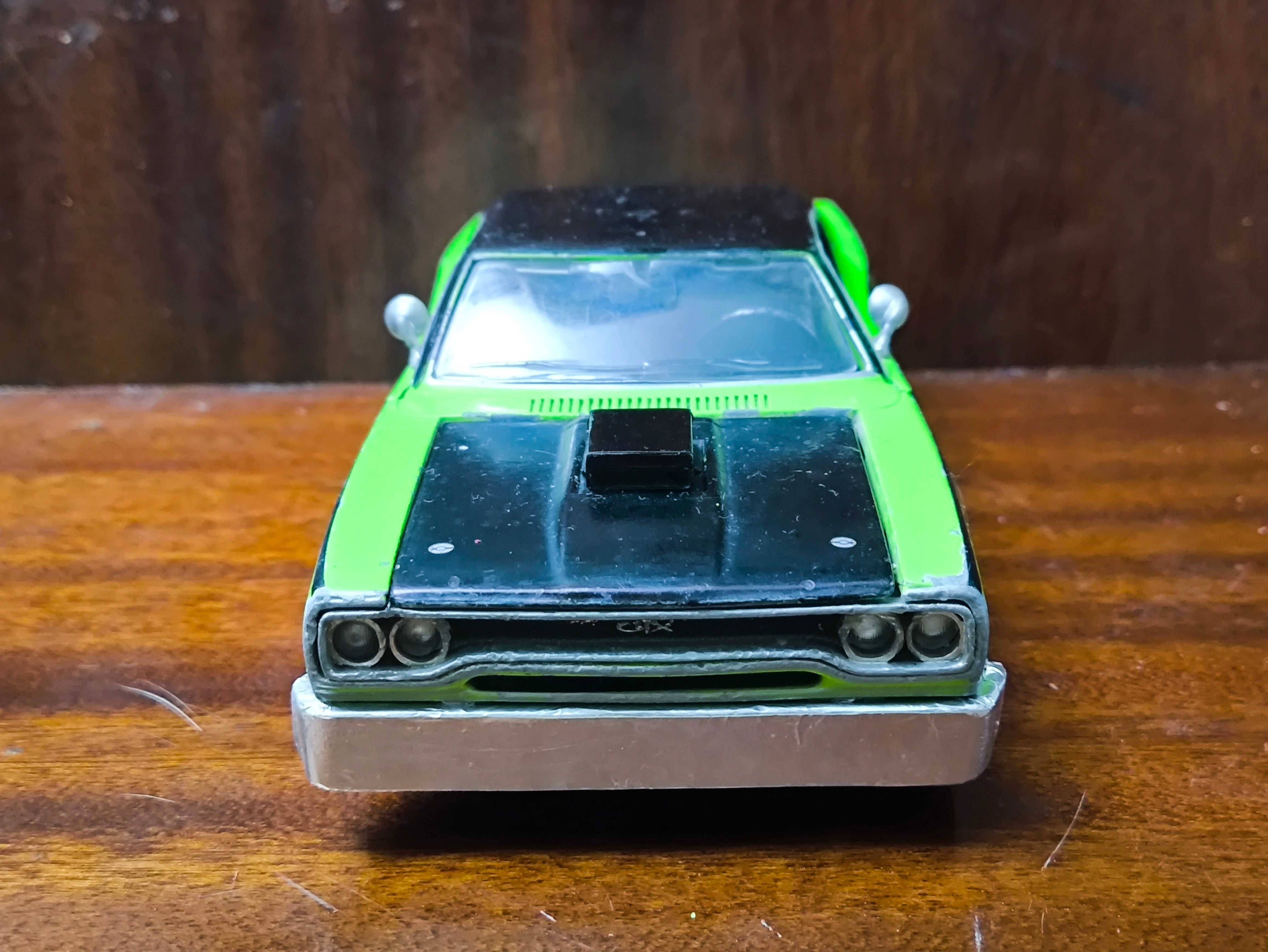 Машинка Plymouth GTX 1970 1/24 Maisto