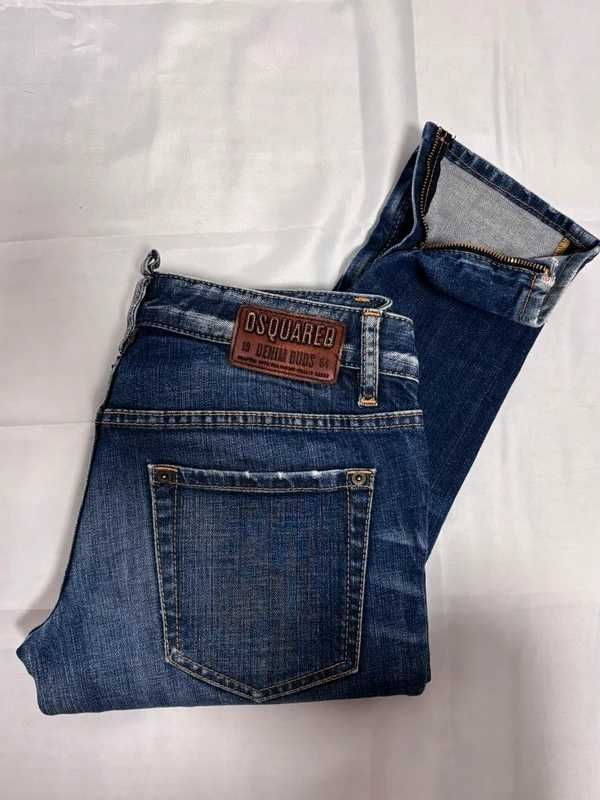 Męskie spodnie jeansowe DsQuared2 slim fit EU42