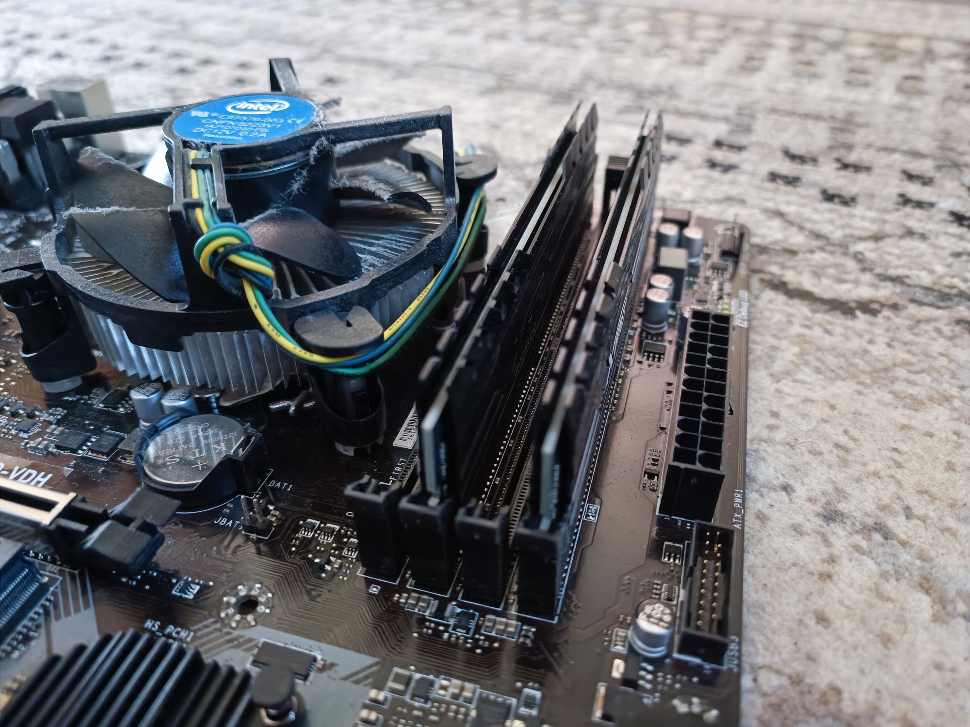 Intel core i5 8400 + MSI B360M PRO VDH + 16GB DDR4 2666MHz