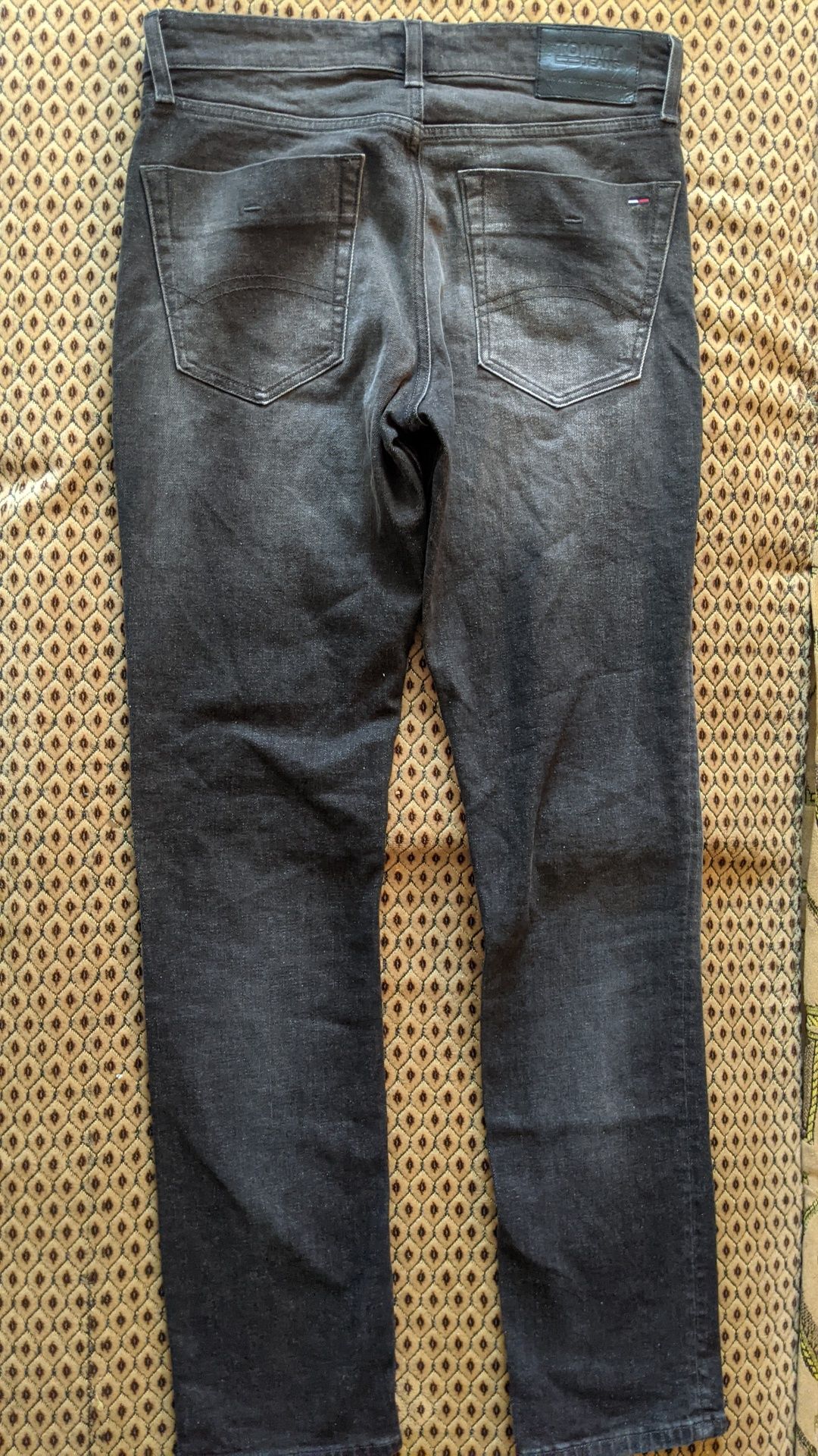 Джинсы Tommy Hilfiger