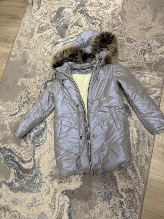 Неймовірний пуховик для дівчинки 140 mini queenie