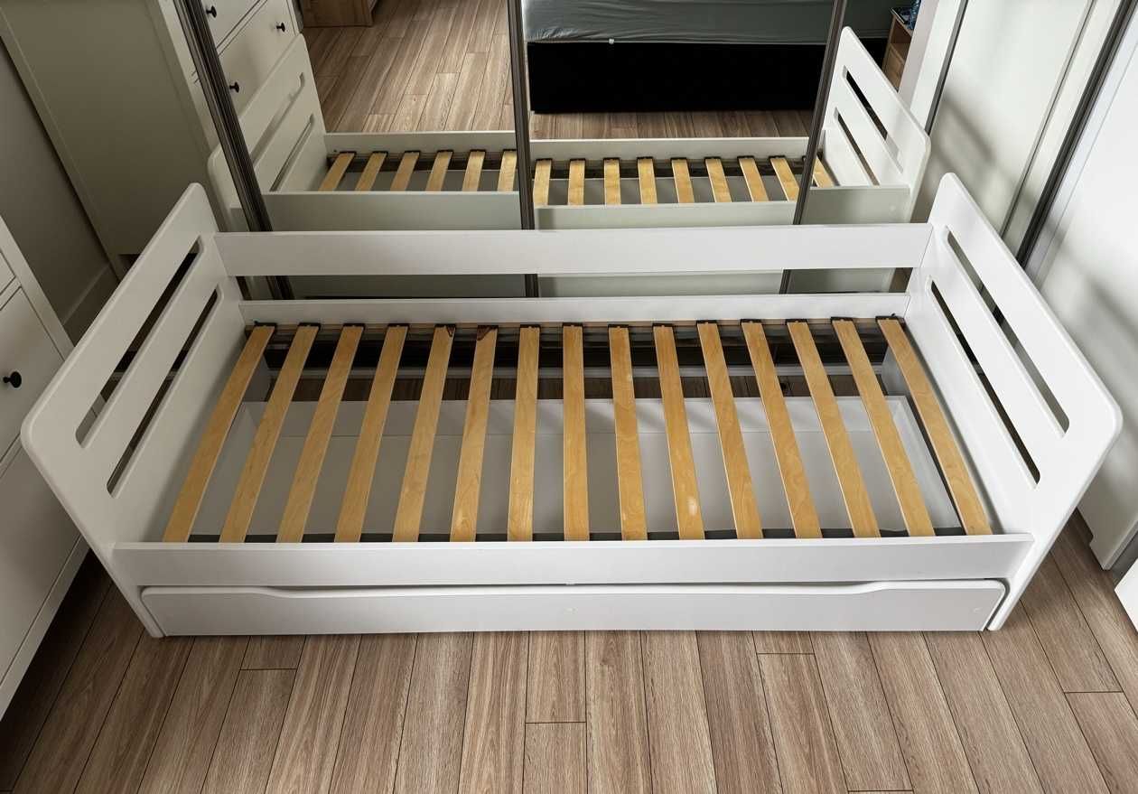 Łóżko dziecięce z materacem Candy 2X 180x80 - białe