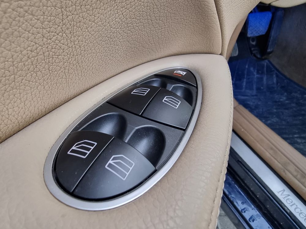 Mercedes w211 2.2 Elegance повністю обслужено, шкіра, Carplay