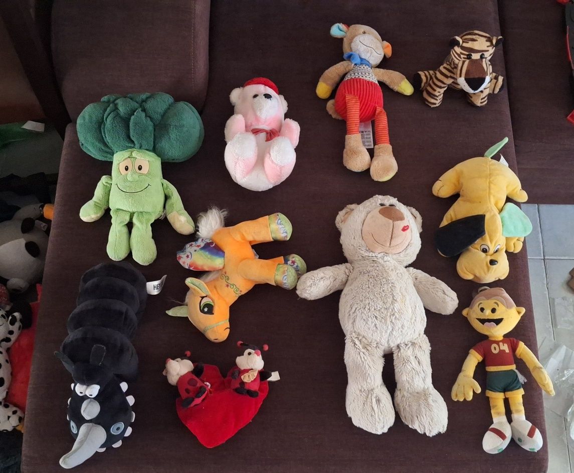 Diversos peluches