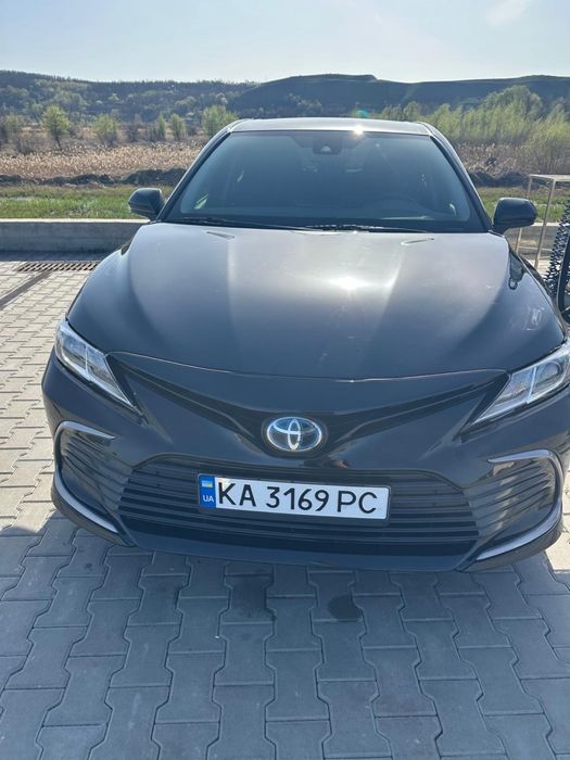 Автомобіль Toyota Camry 70, 2022 рік, гібрид, Тойота Камрі 70, 64000