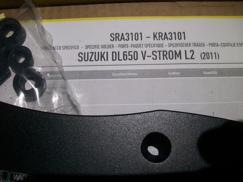 SRA3101 DL650 V-Strom(11>16) SUZUKI stelaż cent. z płytą GIVI SRA 3101