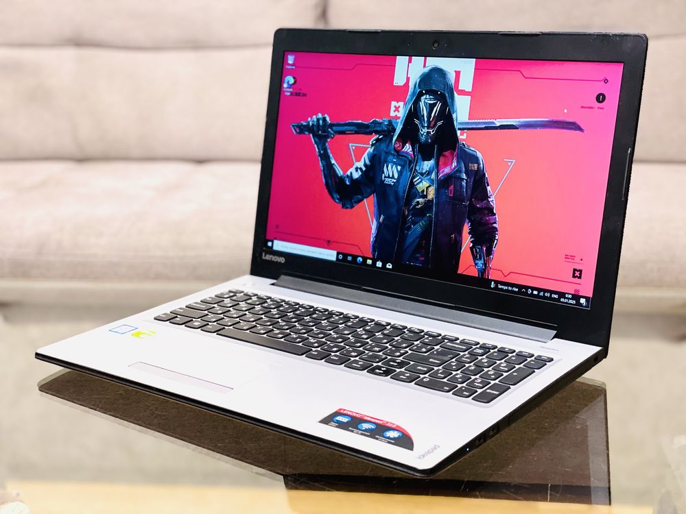 Lenovo/FHD/IPS/i3-6100U/2.3 GHz/6 ГБ/SSD 256/GeForce 920MX /2ГБ