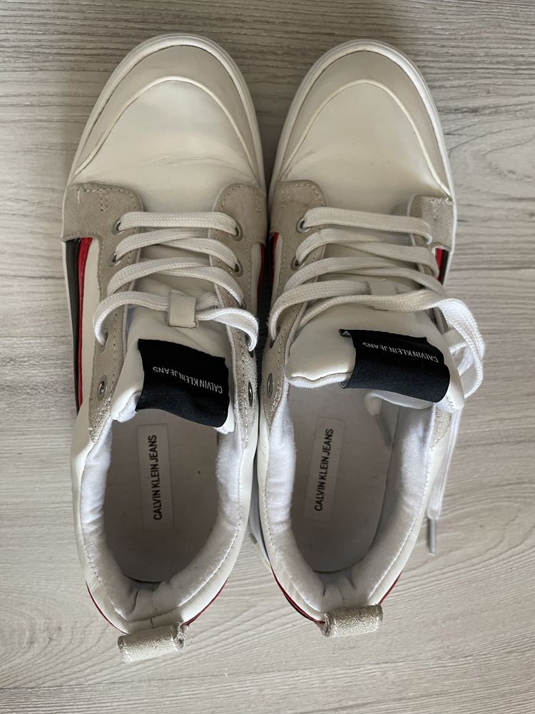 Białe sneakersy Calvin KLEIN Jeans rozmiar 40,5