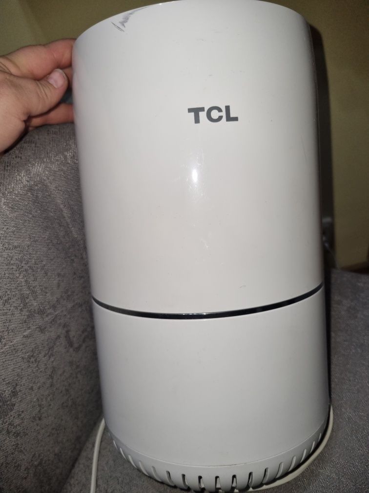 Oczyszczacz powietrza TCL KJ65F biały