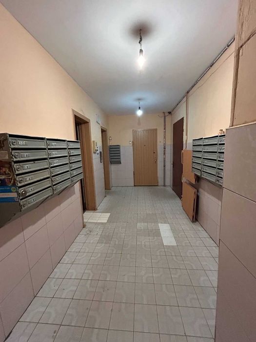 продаж 3кімнатної квартири біля метро Героїв Дніпра