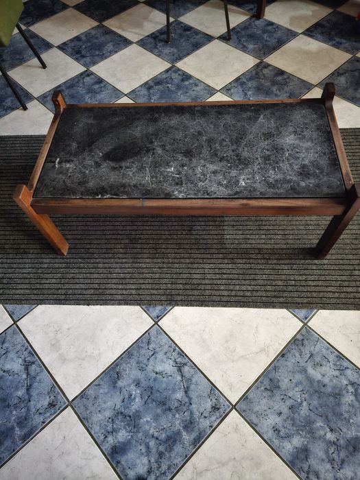 Mesa de centro em marmore