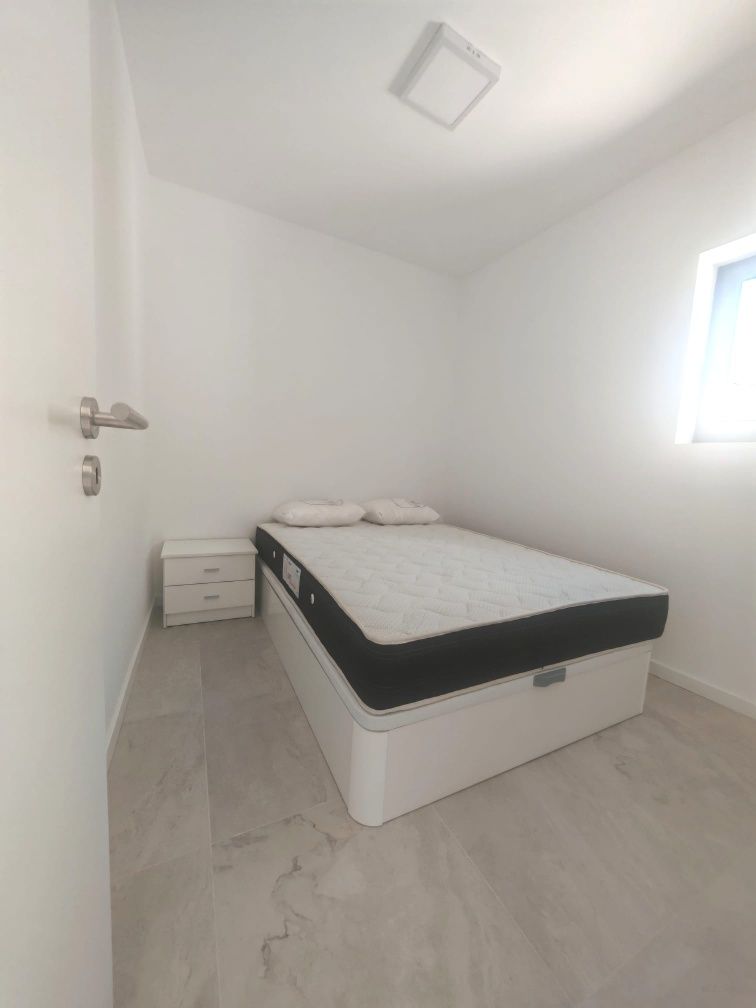 Apartamento T1 remodelado e pronto a habitar