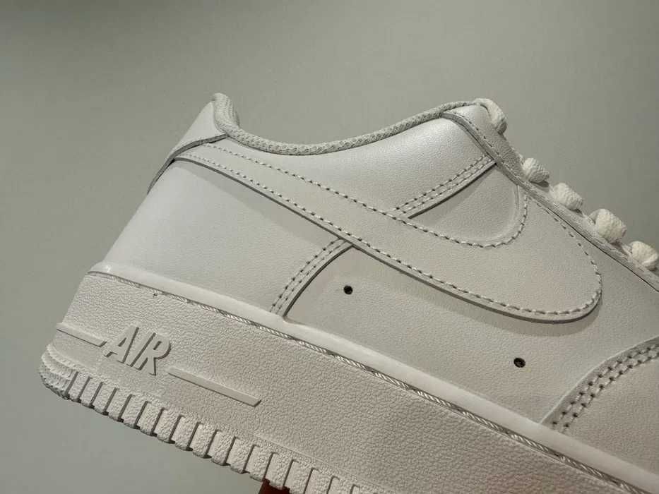 Buty Nike Air Force 1 Low '07 White r. 44,5