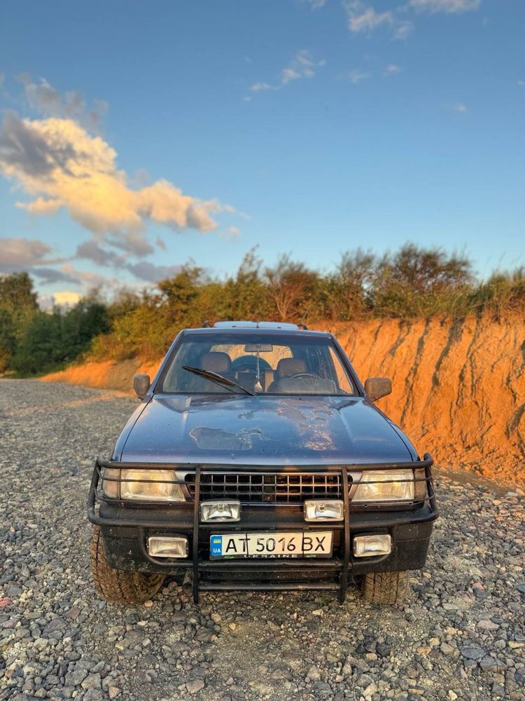 Продам Опель Фронтера