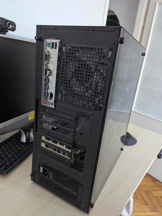 Komputer stacjonarny AMD Ryzen 5 Geforce GTX 1660 6GB RAM: 16GB