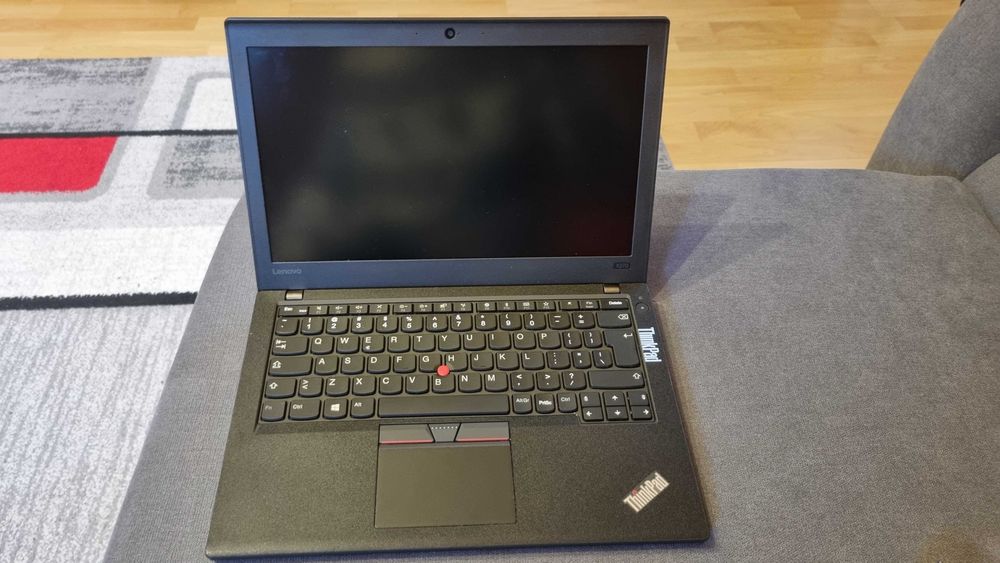 Laptop Lenovo ThinkPad 8GB 256GB SSD Linux Debian