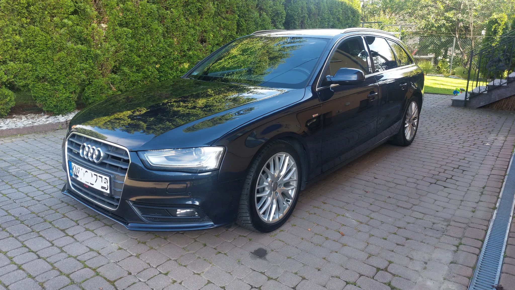 Audi A4 Audi A4 B8 Avant S-Line 2.0TDI 177KM Quattro S-Tronic 2014r